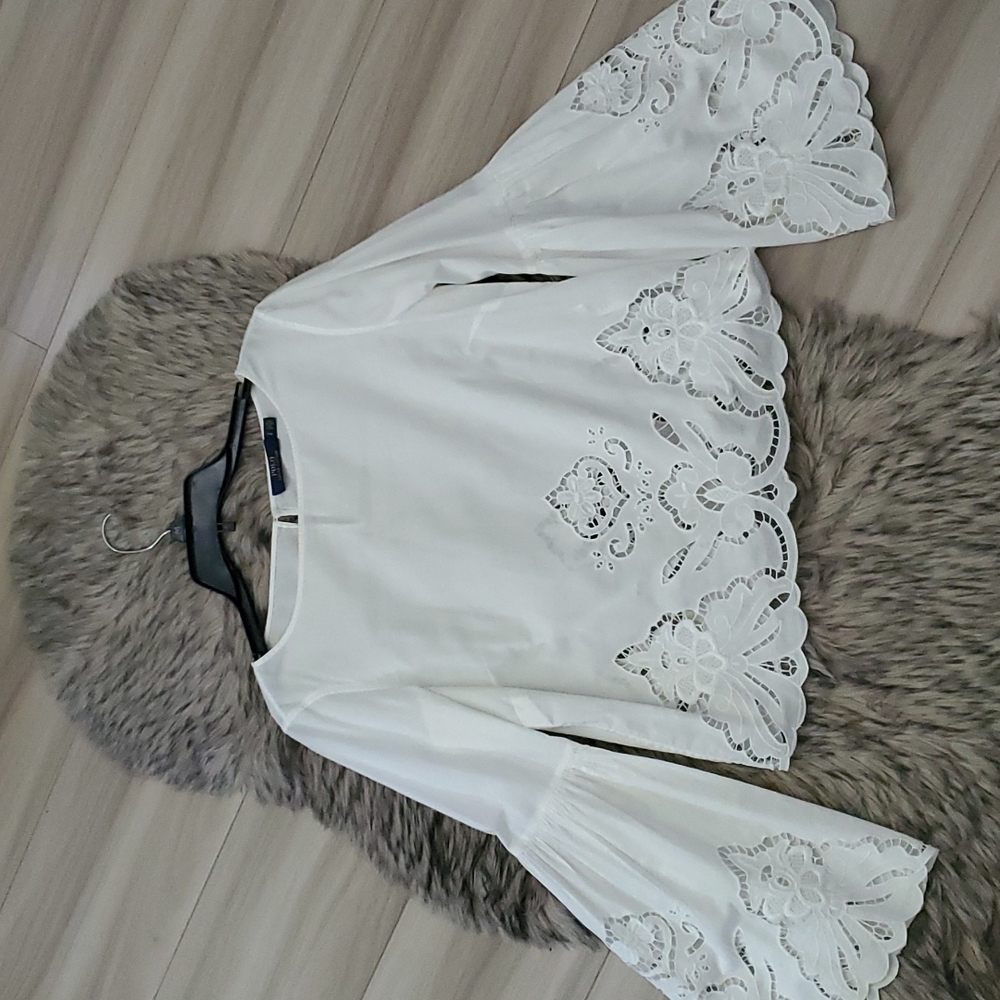 🌟 Ralph Lauren Eyelit bell sleeve poplin Top - Picture 2 of 5